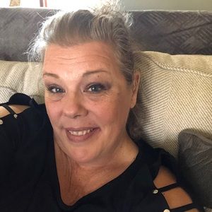 Meet your Posher, Shelly